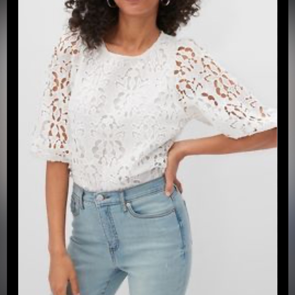 Banana Republic lace top puff sleeve size small